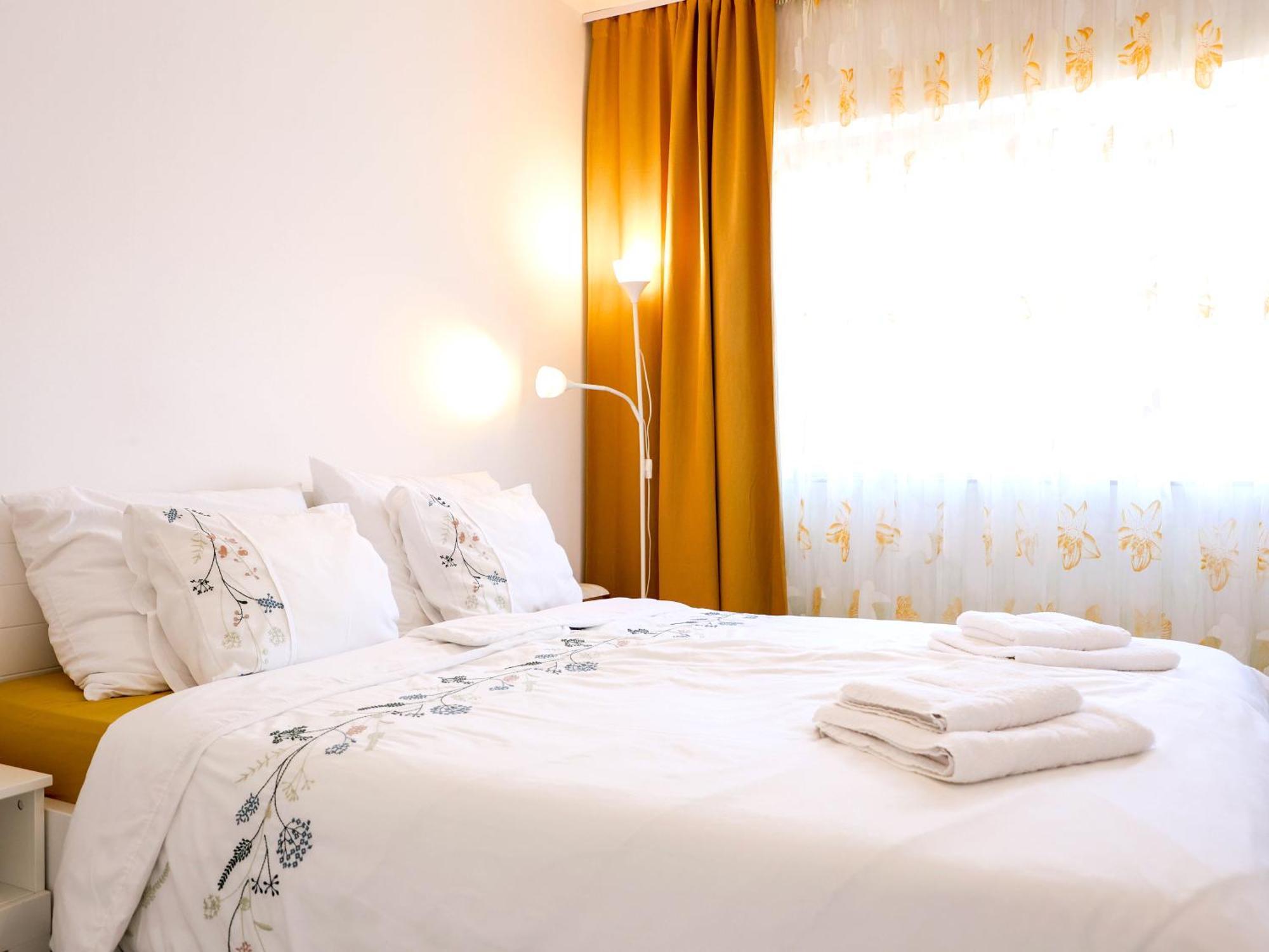 Lux House Olga Apartment Ruma Exterior photo
